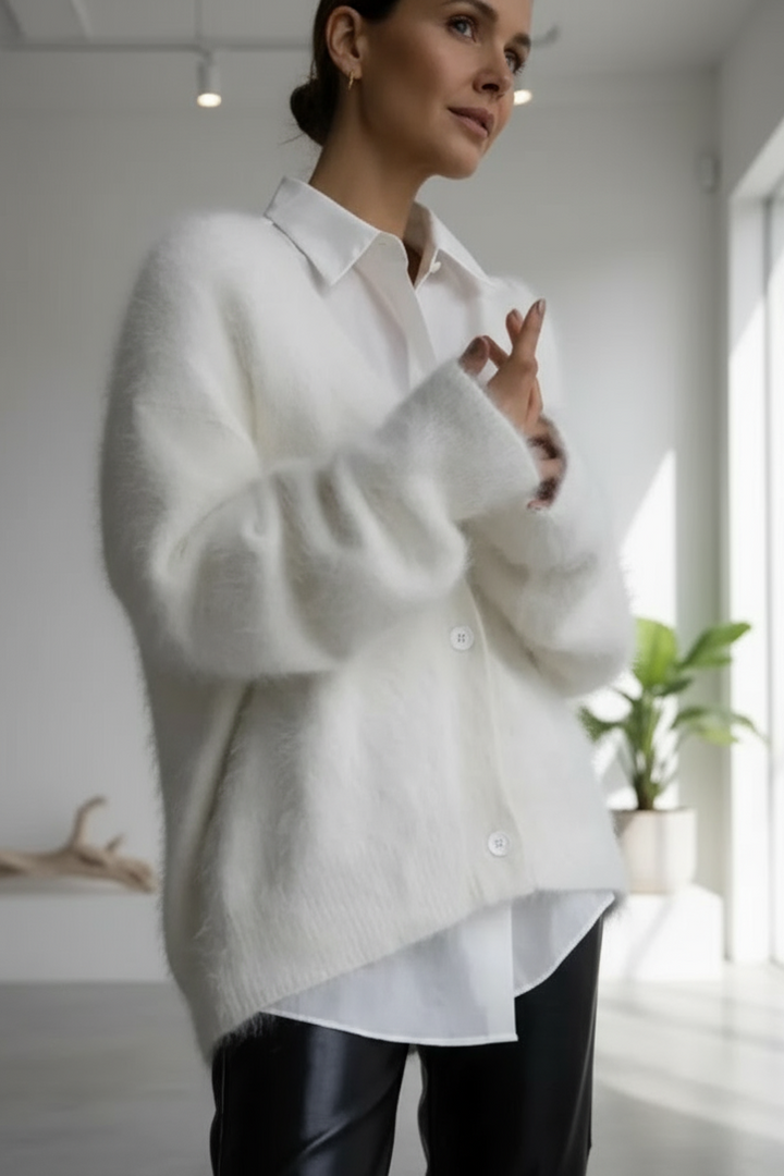 EMILY - COZY CARDIGAN