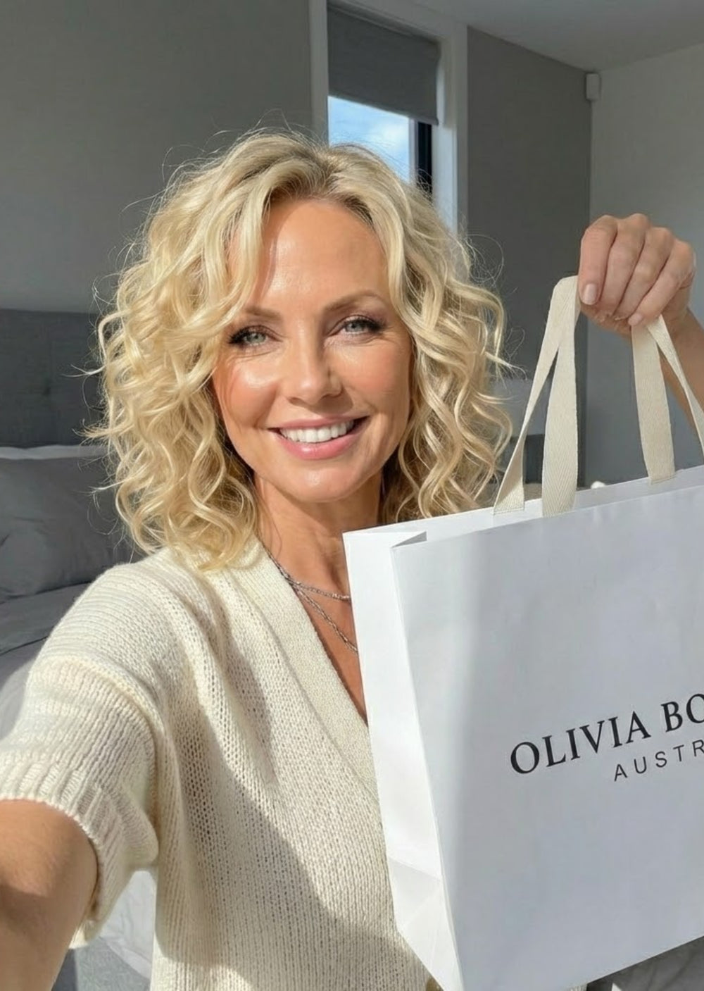 <h2>LOVED BY THOUSANDS OF WOMEN</h2>