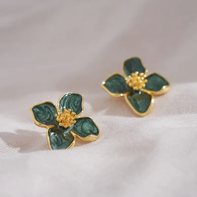 YASMINA - ELEGANT FLORAL EARRINGS