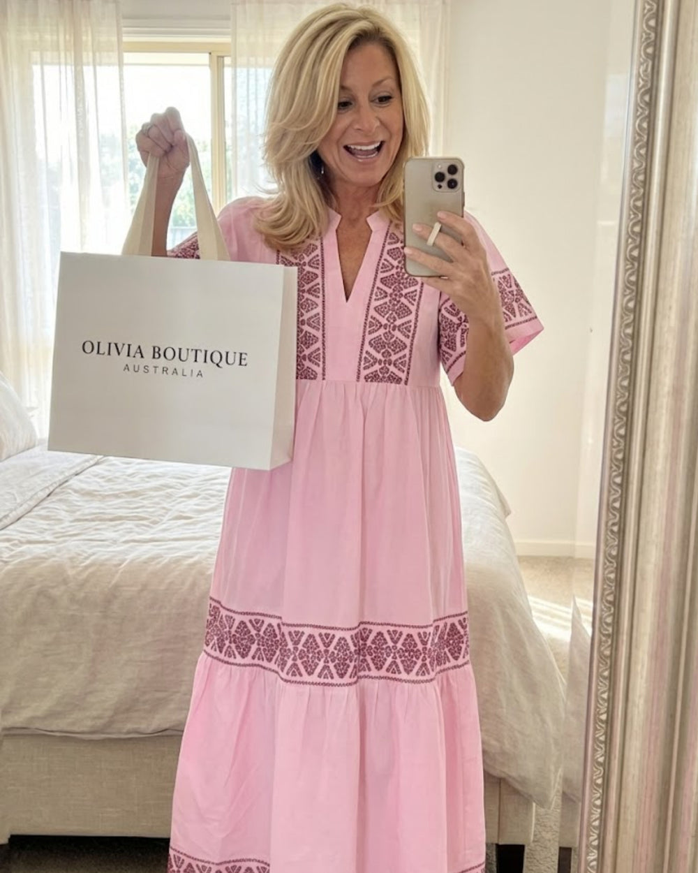 <h2>LOVED BY THOUSANDS OF WOMEN</h2>