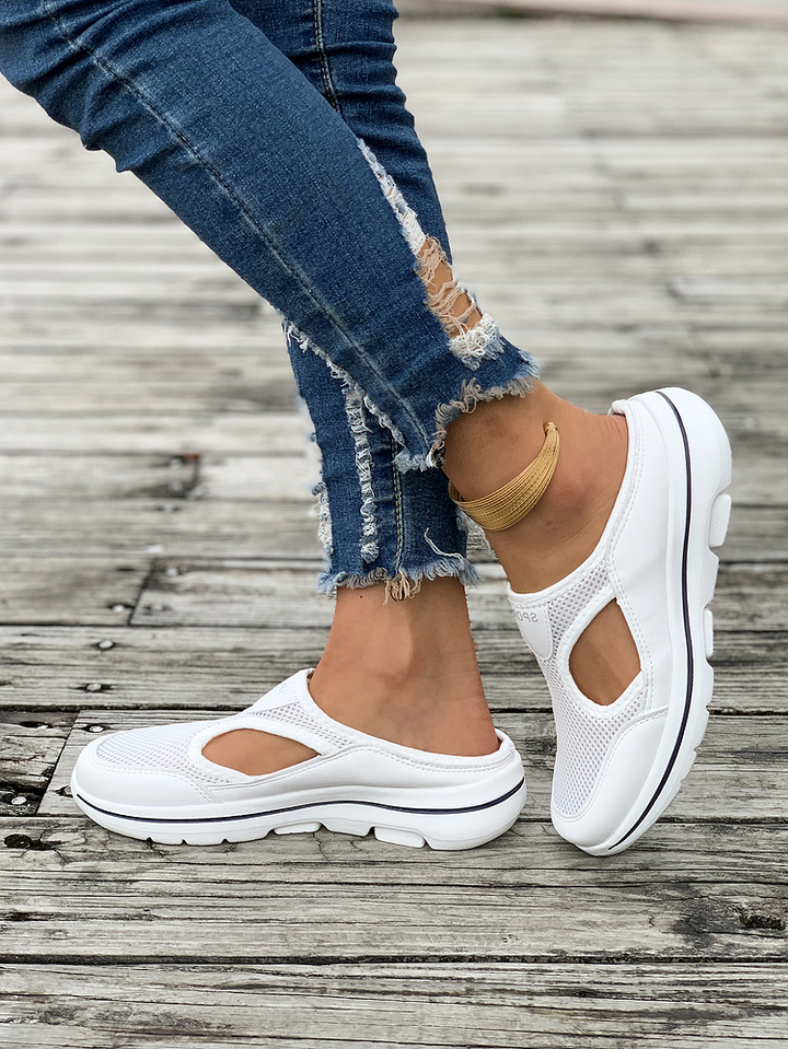 RAYLA - CLOSED-TOE ORTHOPAEDIC SANDALS