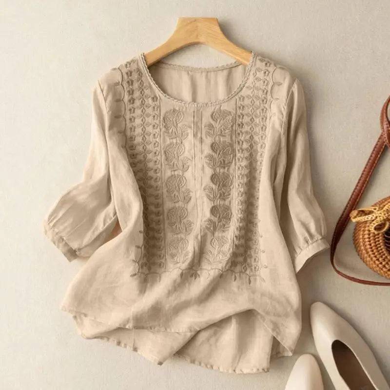 AURORA - EMBROIDERED RELAXED BLOUSE