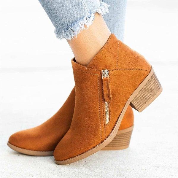 ASTRID - SUEDE ANKLE BOOTS